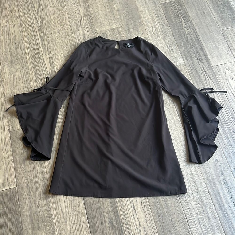 🔥LULUS🔥 | Black long puff sleeve mini dress